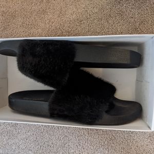 Steve Madden slides